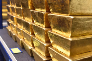 Россия поставила рекордный объем золота в Китай