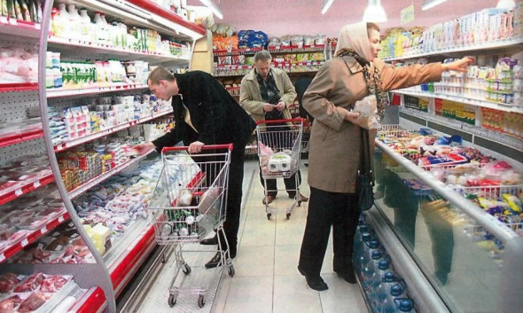 Население России перешло от сберегательной модели к суперсберегательной